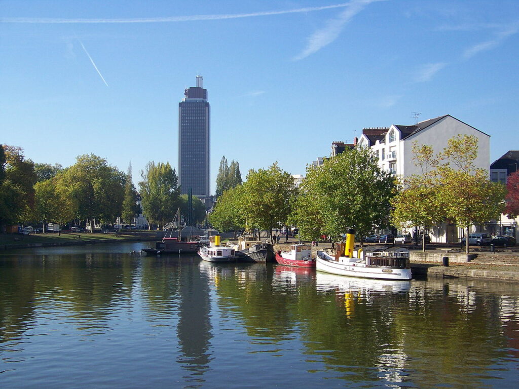 1280px-Nantes_-_