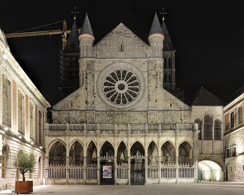 Entrance of the Tournai Cathedral at night