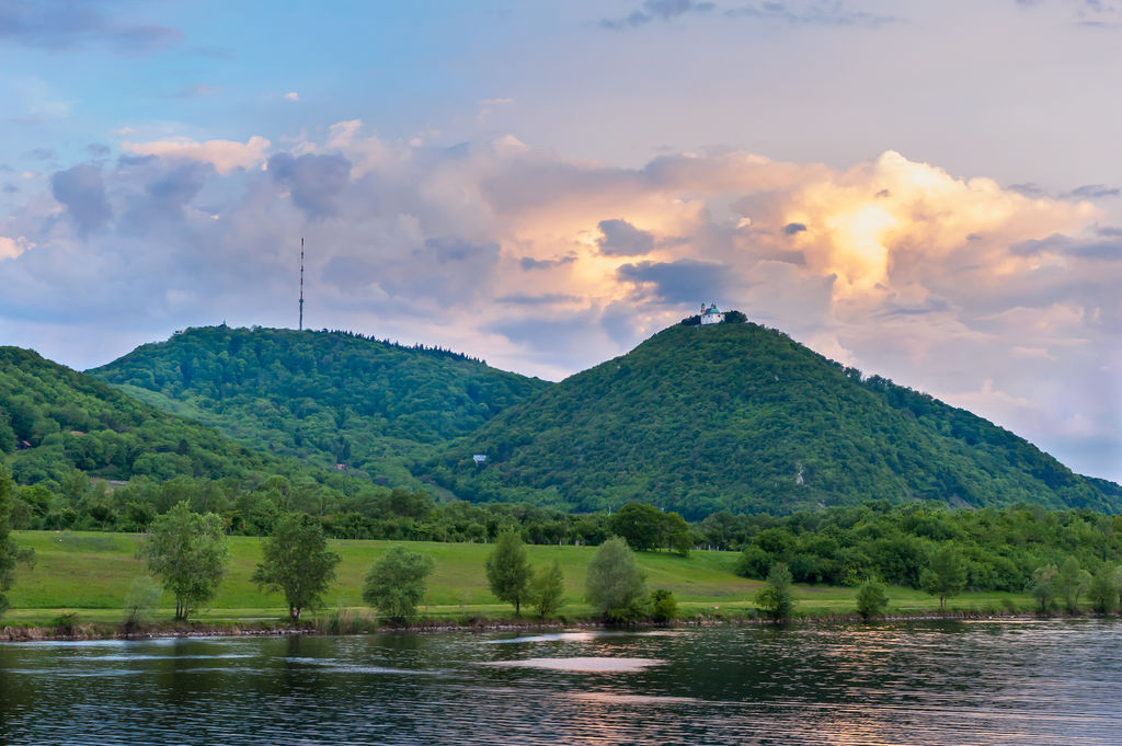 Leopoldsberg at sunrise
