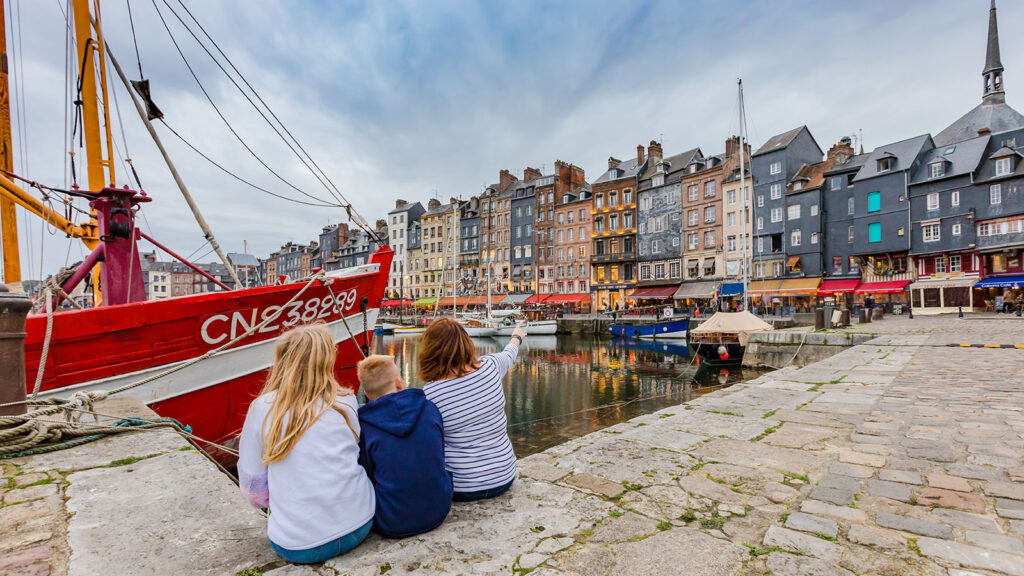 Honfleur - CRT Iconographie - Avec figurants © Sabina Lorkin |