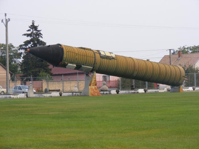 183