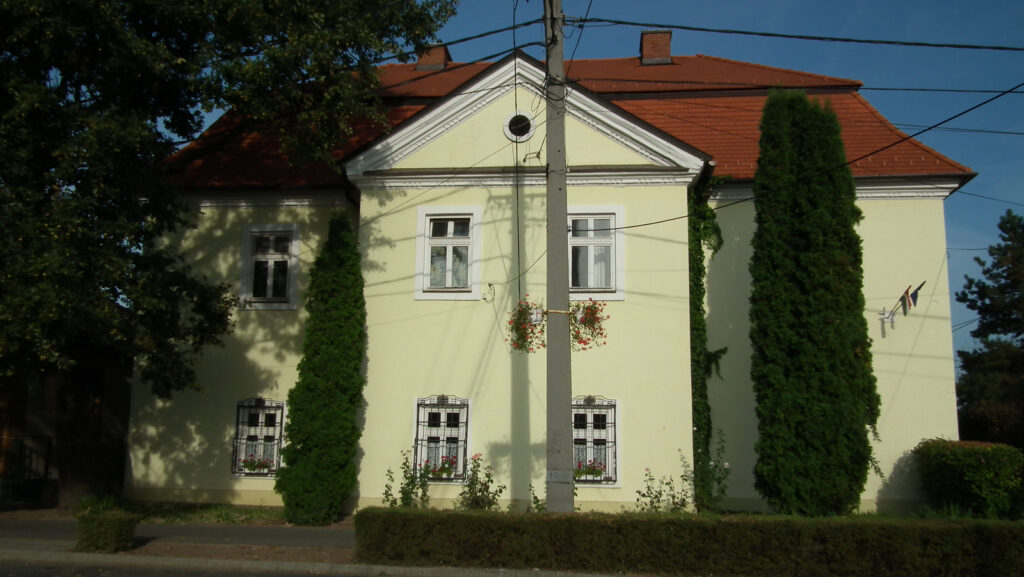 98