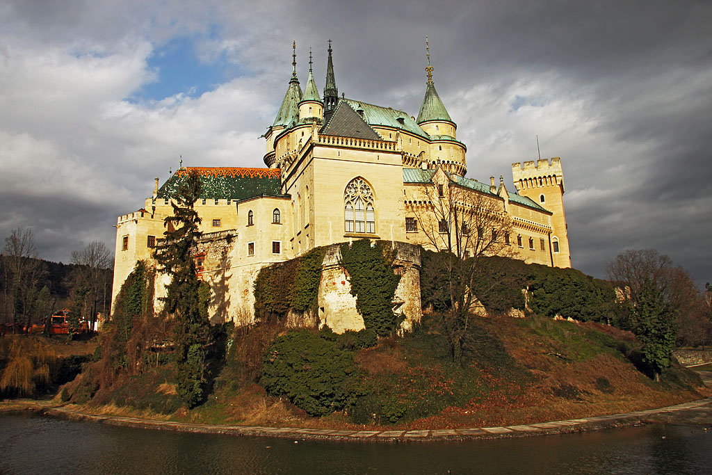 Bojnice, grad